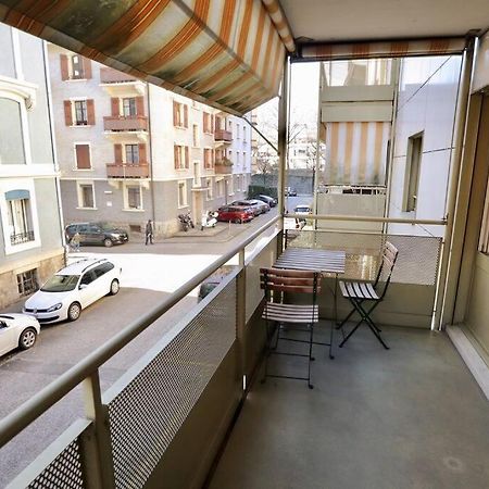 Comfortable, Very Well Located Between Train Station And Lake! Lausanne Buitenkant foto